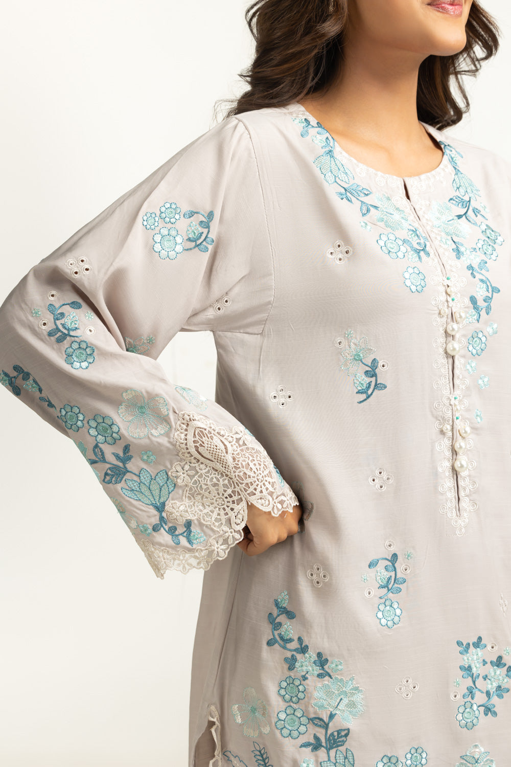 3PC Viscose Rawsilk Embroidered Suit