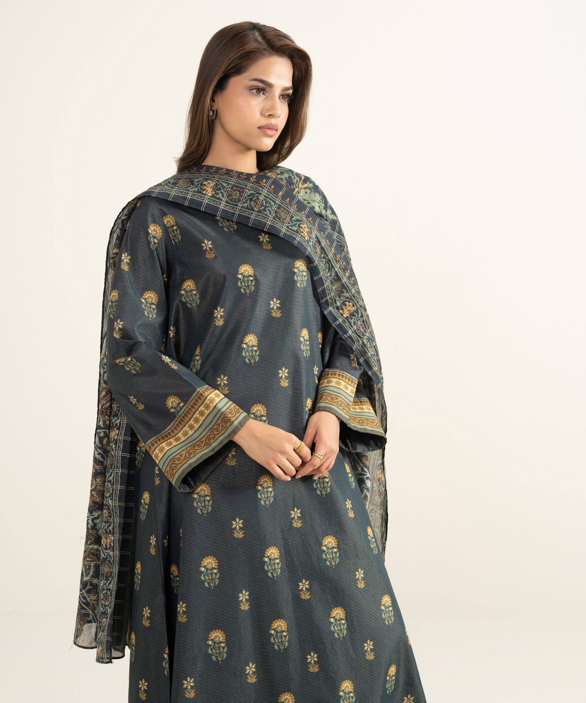 3 Piece - Printed Zari Lawn Suit