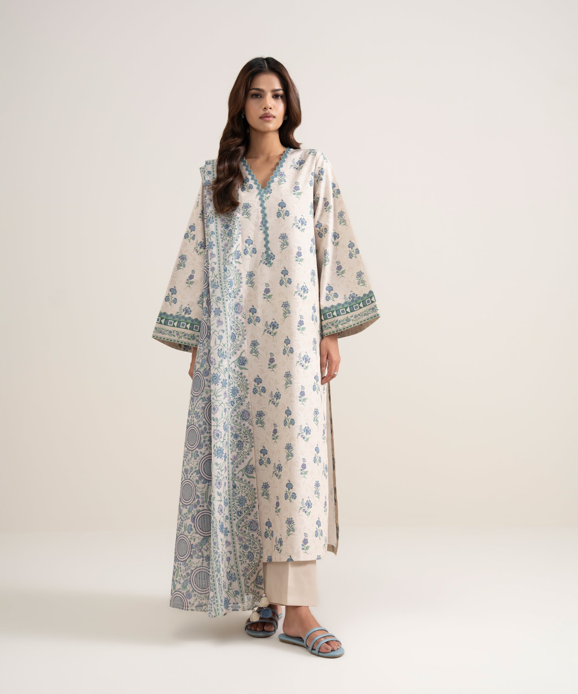 Unstitched 3 PC 3PDYS26V5138
