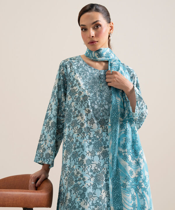 3 Piece - Embroidered Lawn Suit