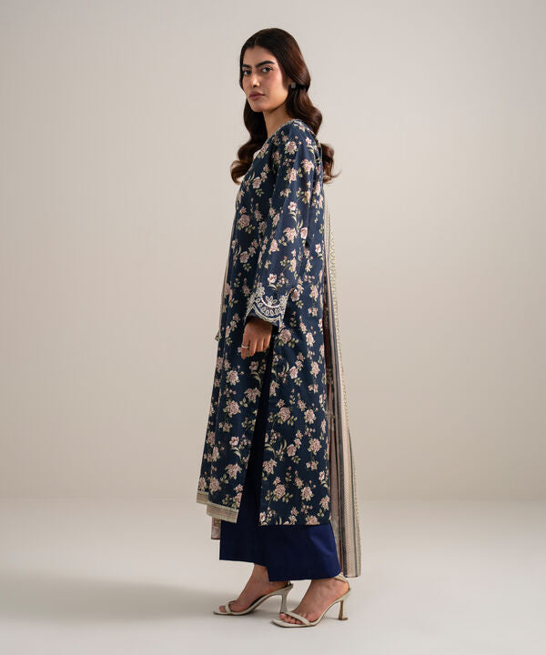 3 Piece - Embroidered Lawn Suit