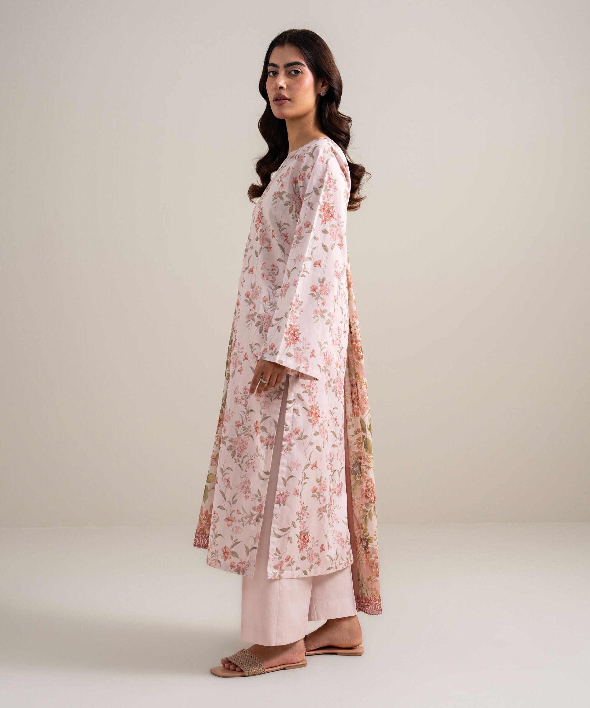 3 Piece - Embroidered Lawn Suit