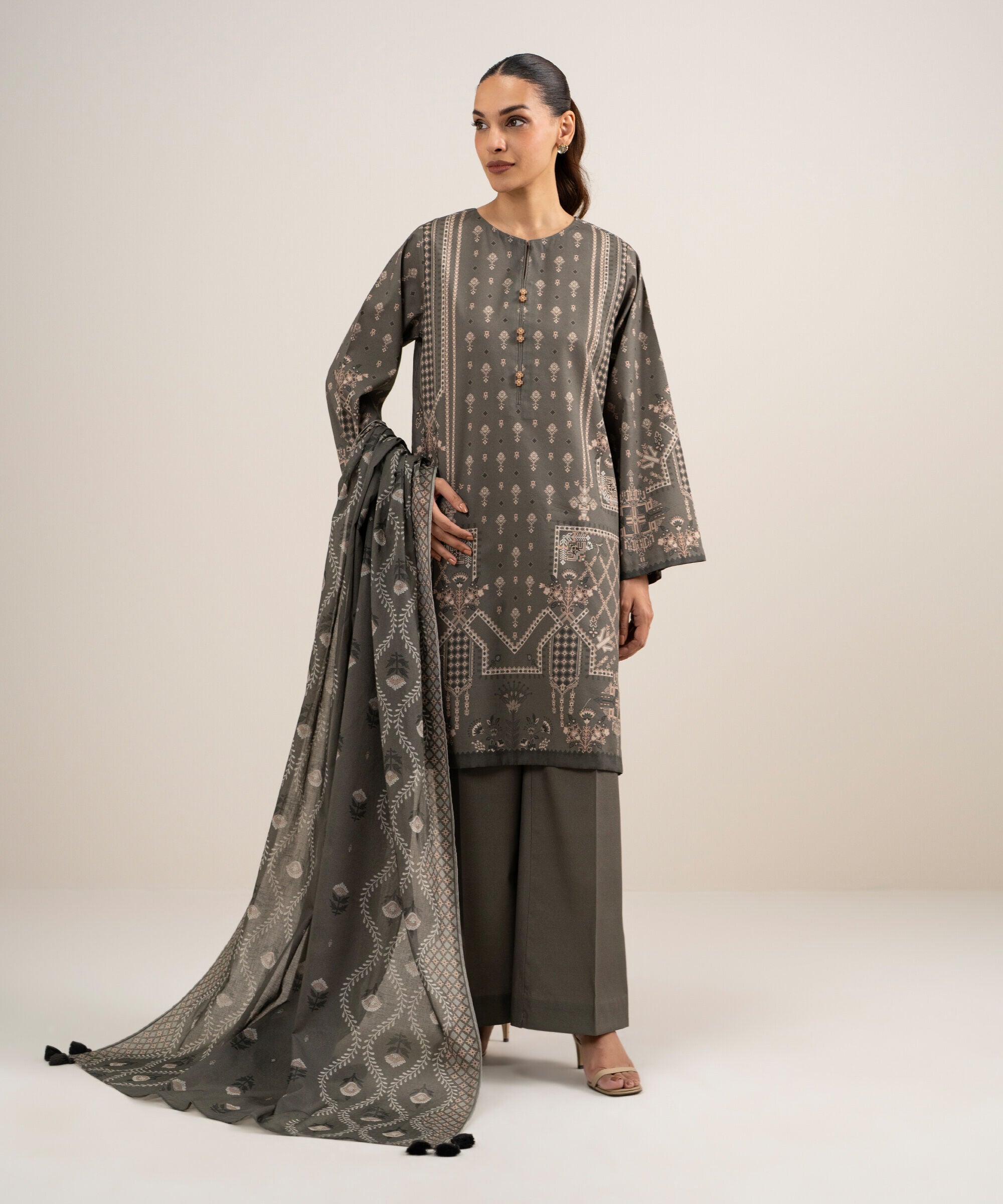 3 Piece - Printed Lawn Suit 3PDYS26V7100