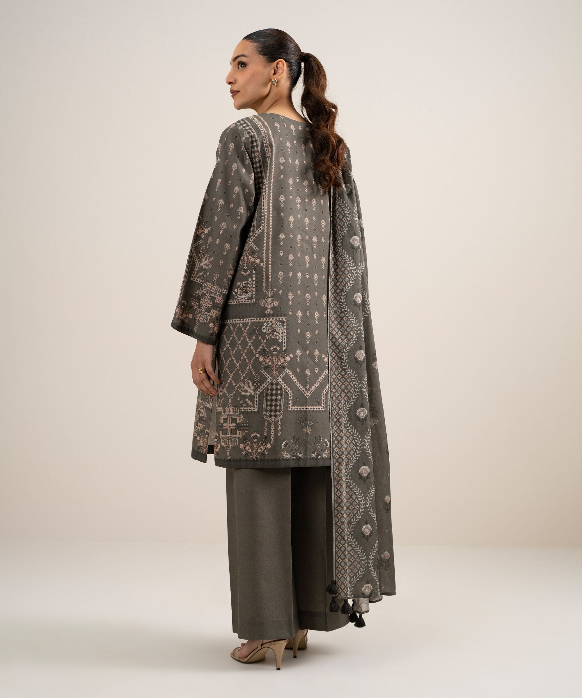 3 Piece - Printed Lawn Suit 3PDYS26V7100