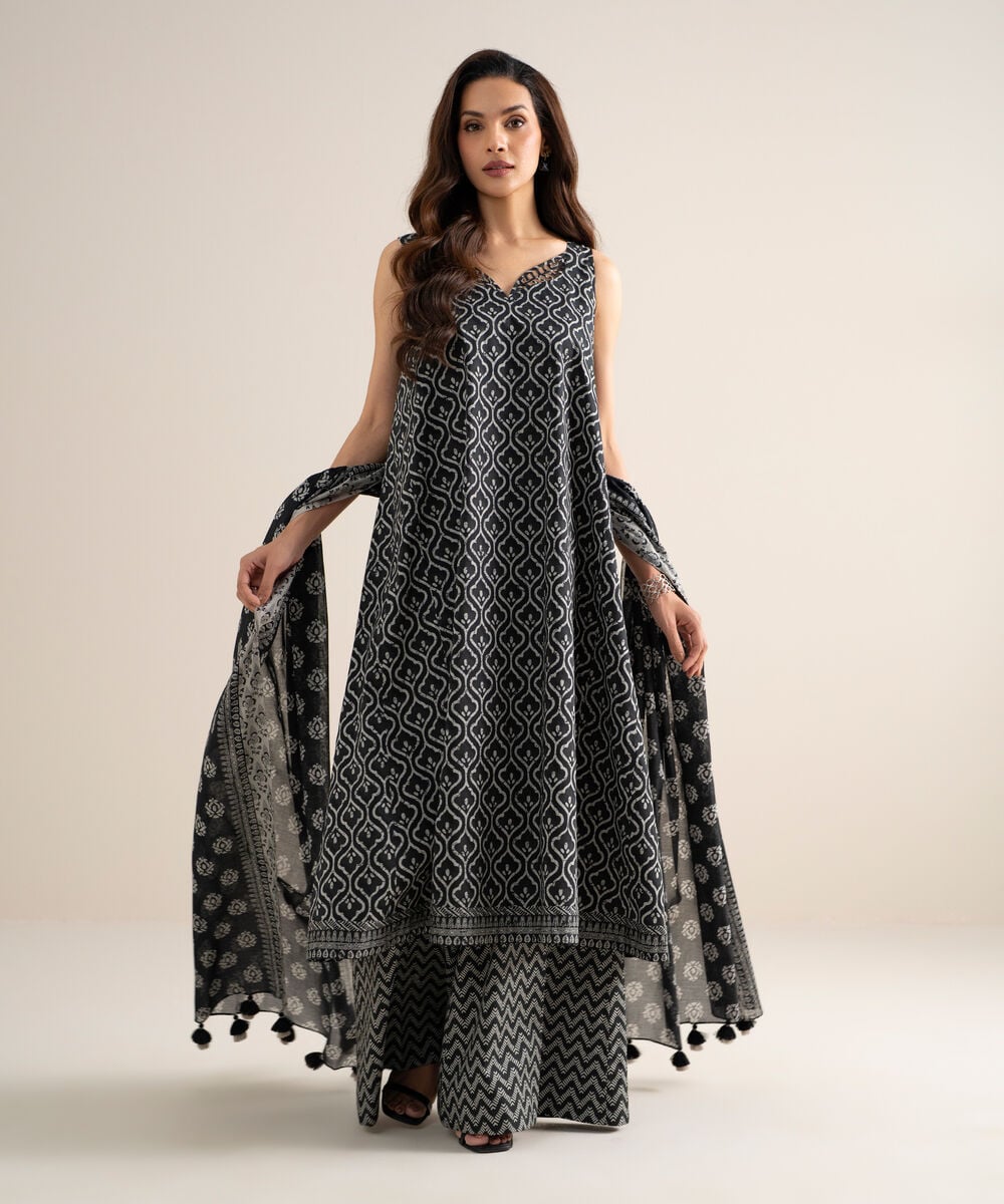 3 Piece - Printed Lawn Suit 3PDYS26V7117