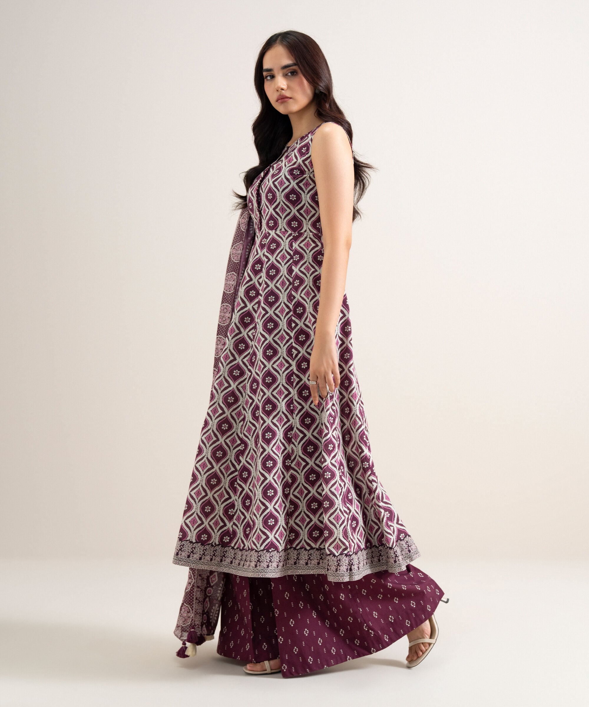 3 Piece - Printed Lawn Suit 3PDYS26V7118