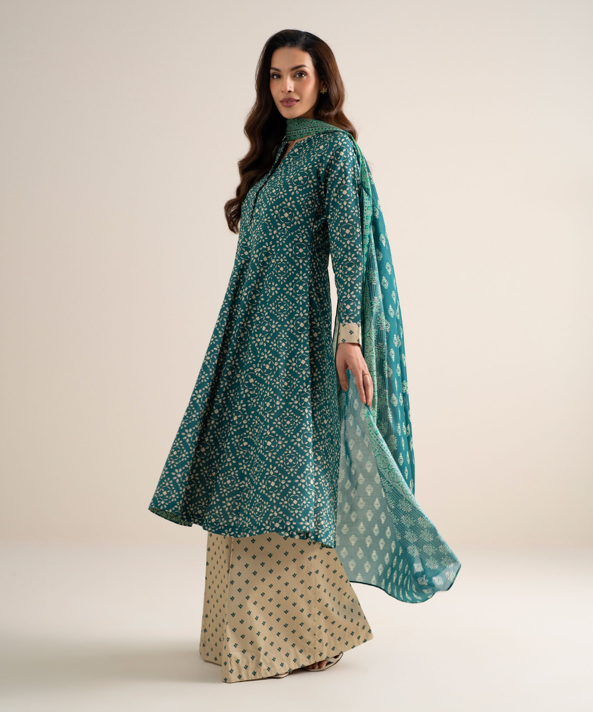3 Piece - Printed Lawn Suit 3PDYS26V7119