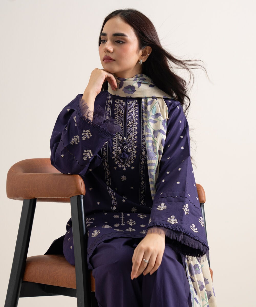 3 Piece - Embroidered Lawn Suit 3PEADD26V111