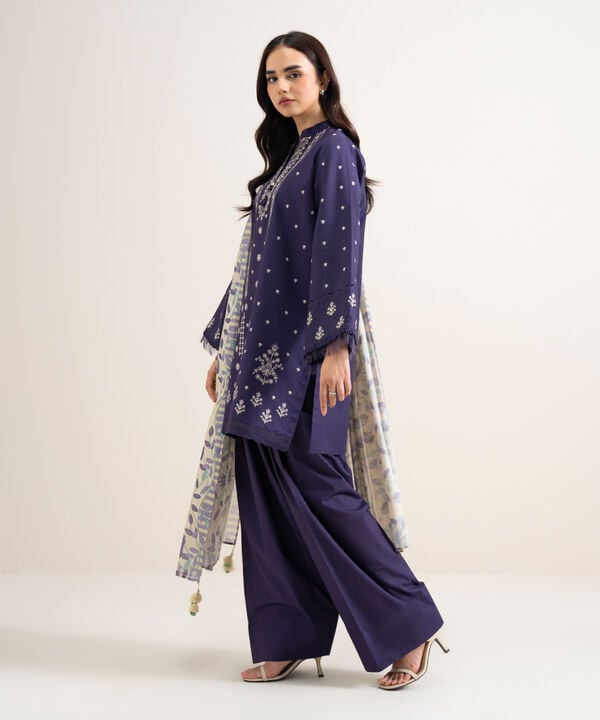 3 Piece - Embroidered Lawn Suit