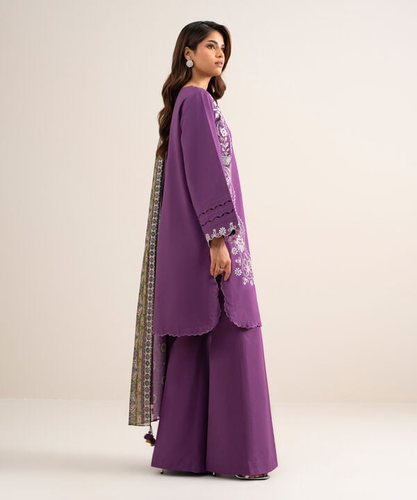 3 Piece - Embroidered Lawn Suit