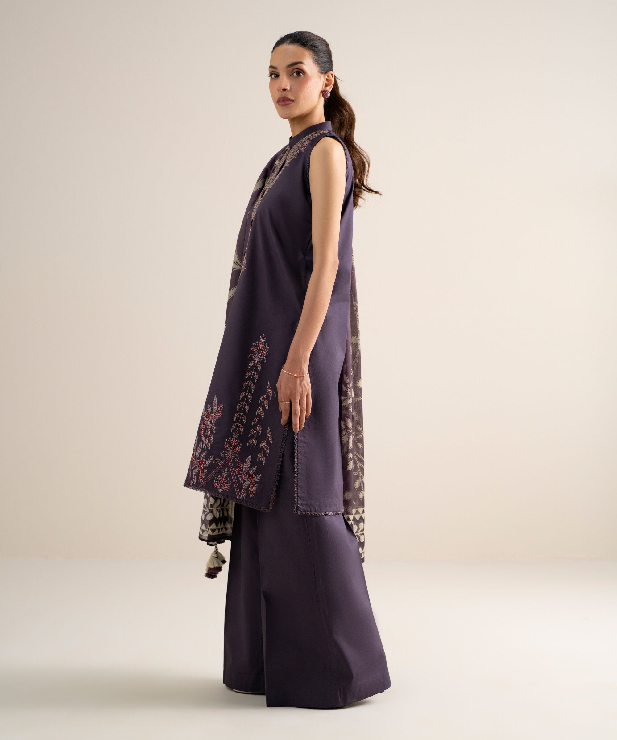3 Piece - Embroidered Lawn Suit 3PEADD26V116