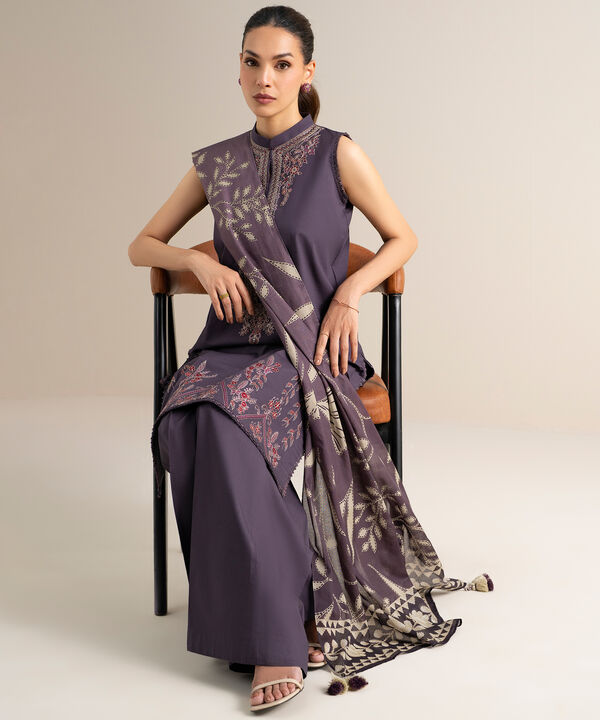 3 Piece - Embroidered Lawn Suit