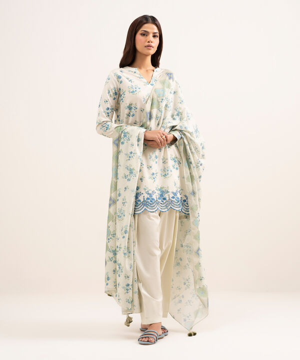 3 Piece - Embroidered Lawn Suit