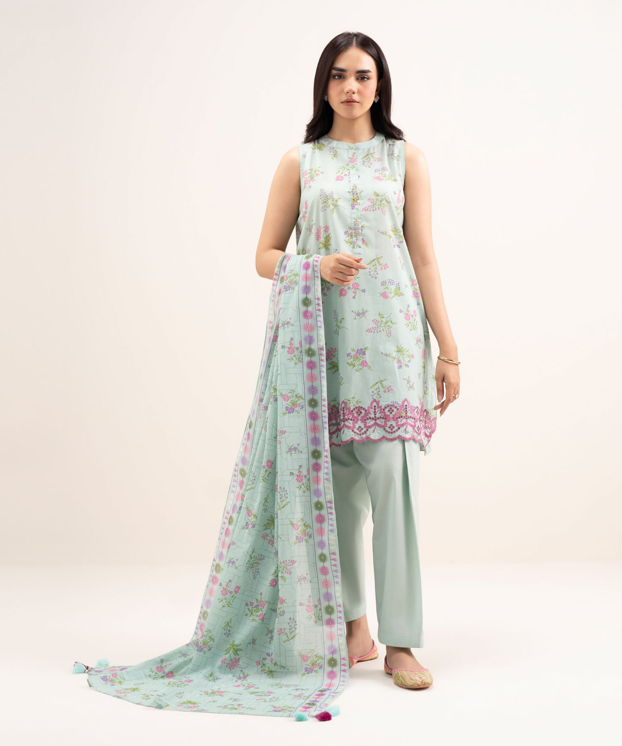 3 Piece - Embroidered Lawn Suit