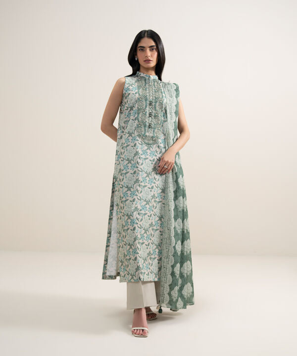3 Piece - Embroidered Lawn Suit