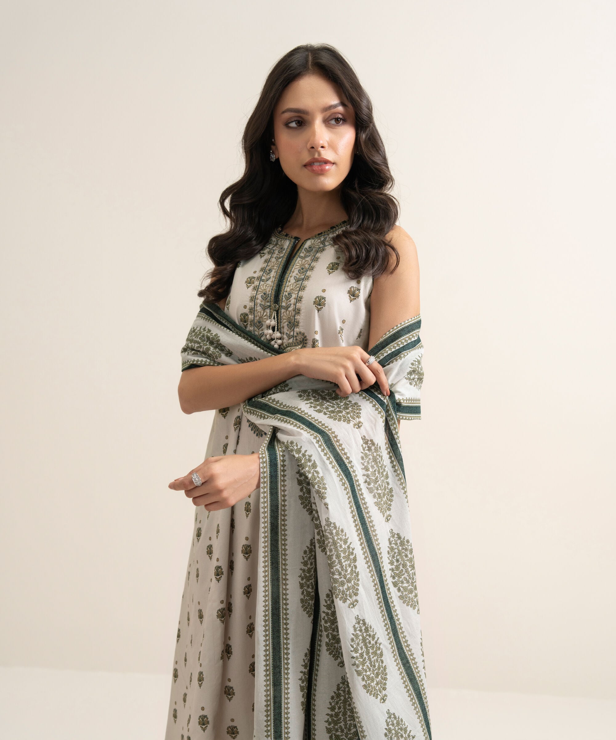 3 Piece - Embroidered Lawn Suit