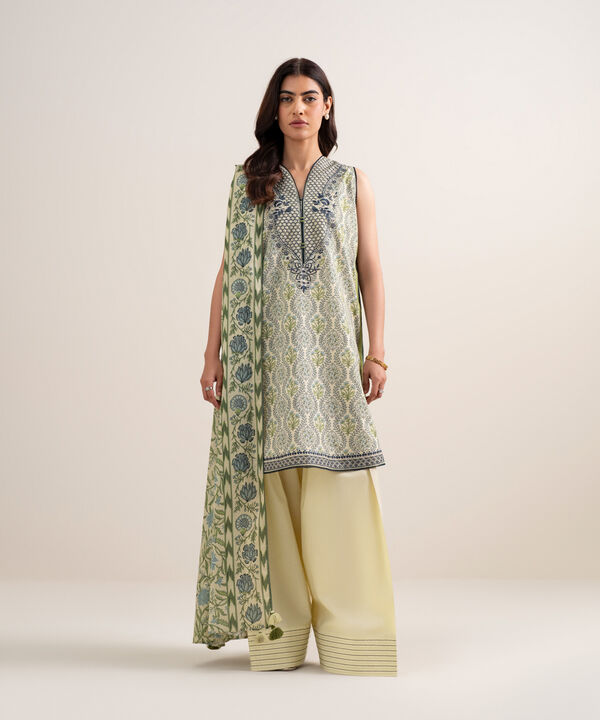 3 Piece - Embroidered Lawn Suit