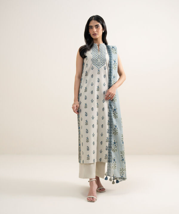 3 Piece - Embroidered Lawn Suit