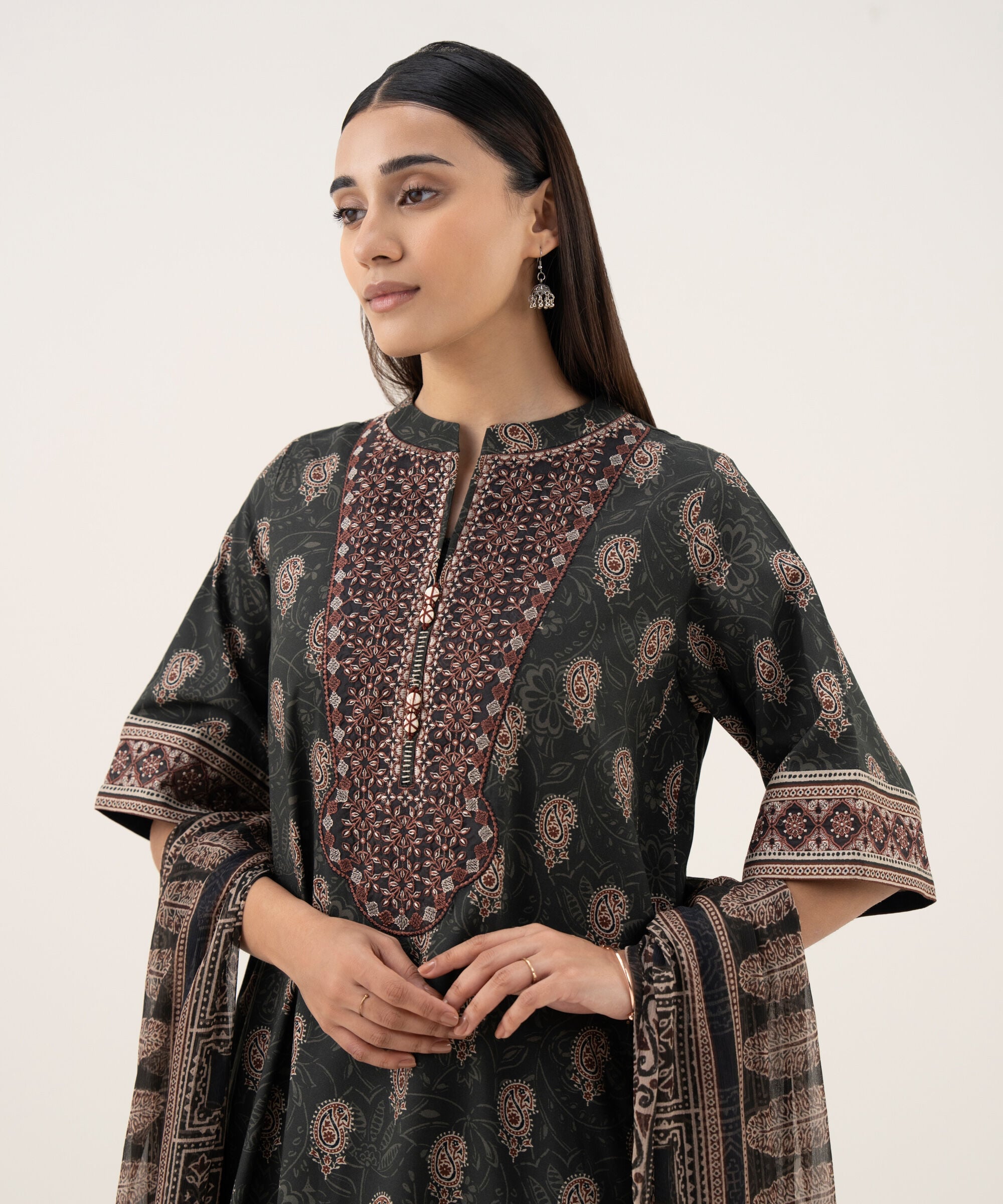 3 Piece - Embroidered Light Linen Suit