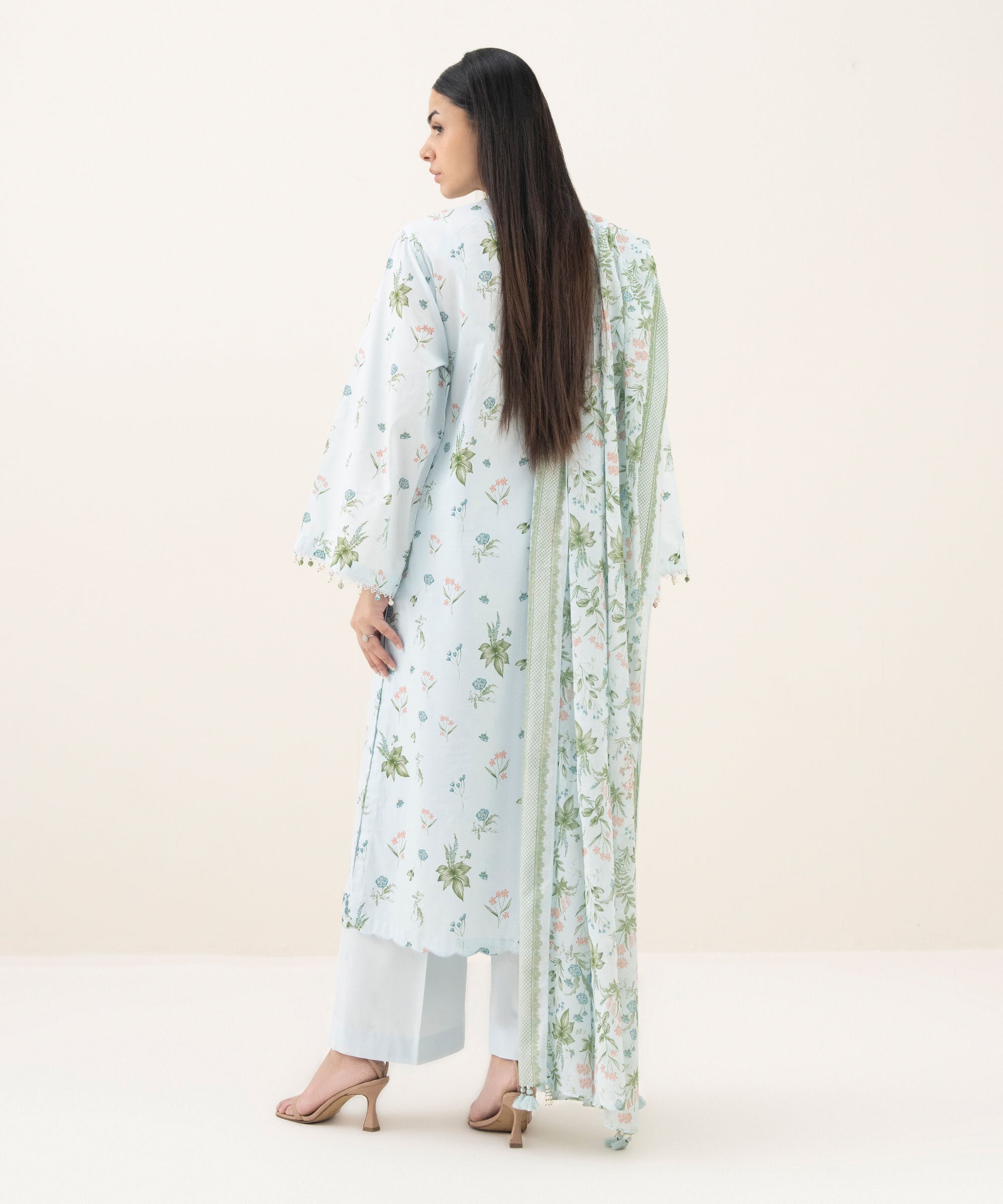 3 Piece - Embroidered Lawn Suit