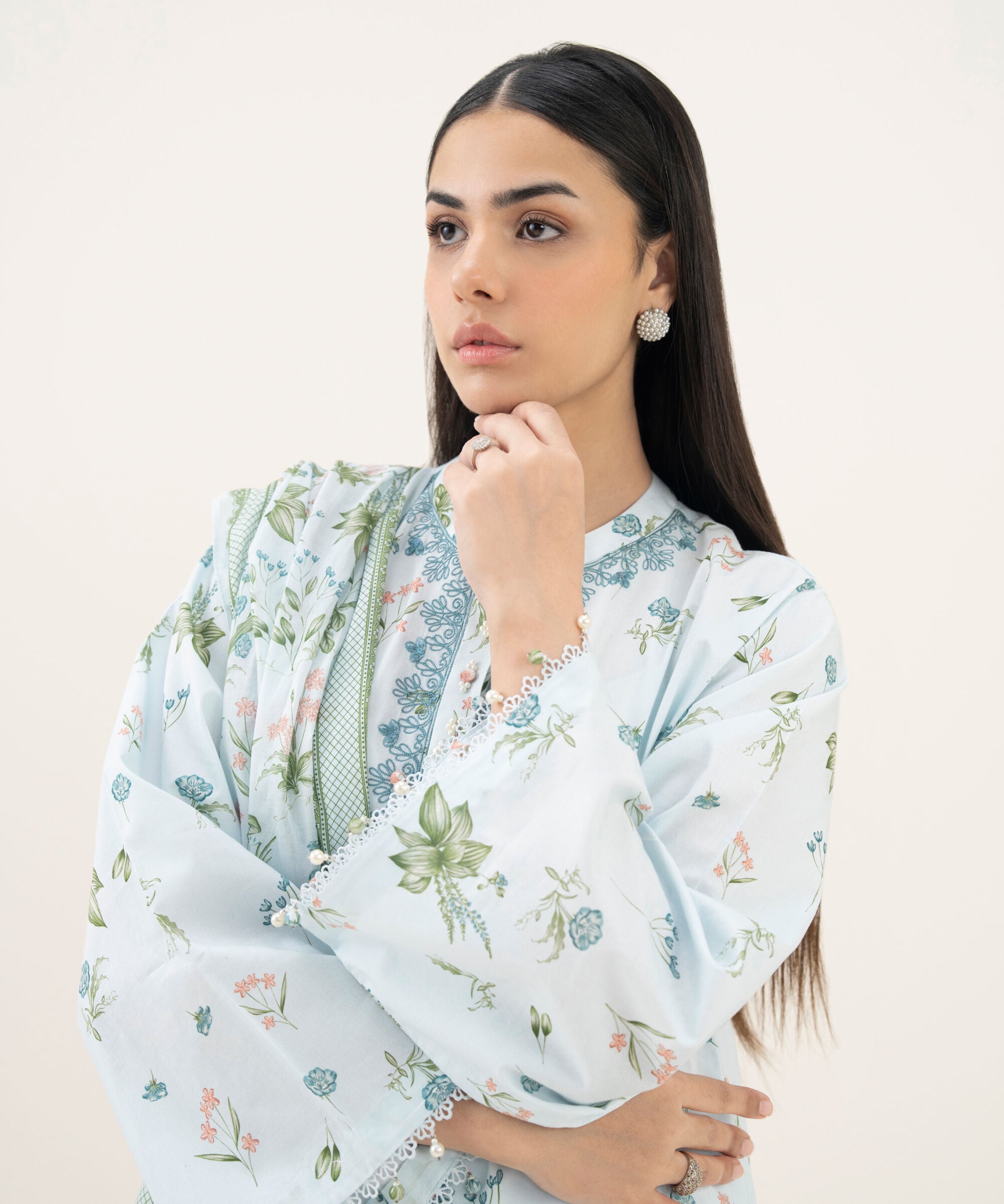 3 Piece - Embroidered Lawn Suit