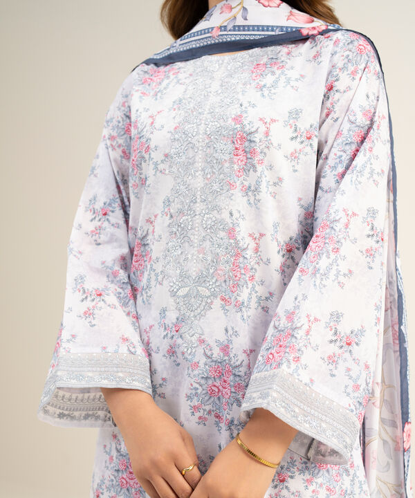 3 Piece - Embroidered Lawn Suit