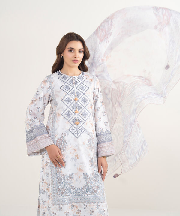 3 Piece - Embroidered Lawn Suit