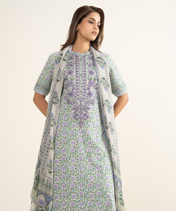 3 Piece - Embroidered Lawn Suit
