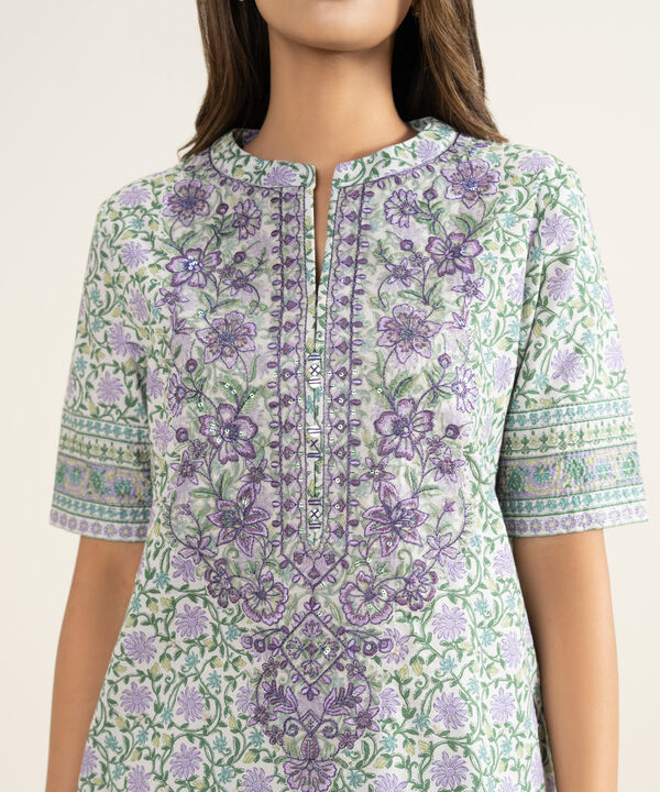 3 Piece - Embroidered Lawn Suit