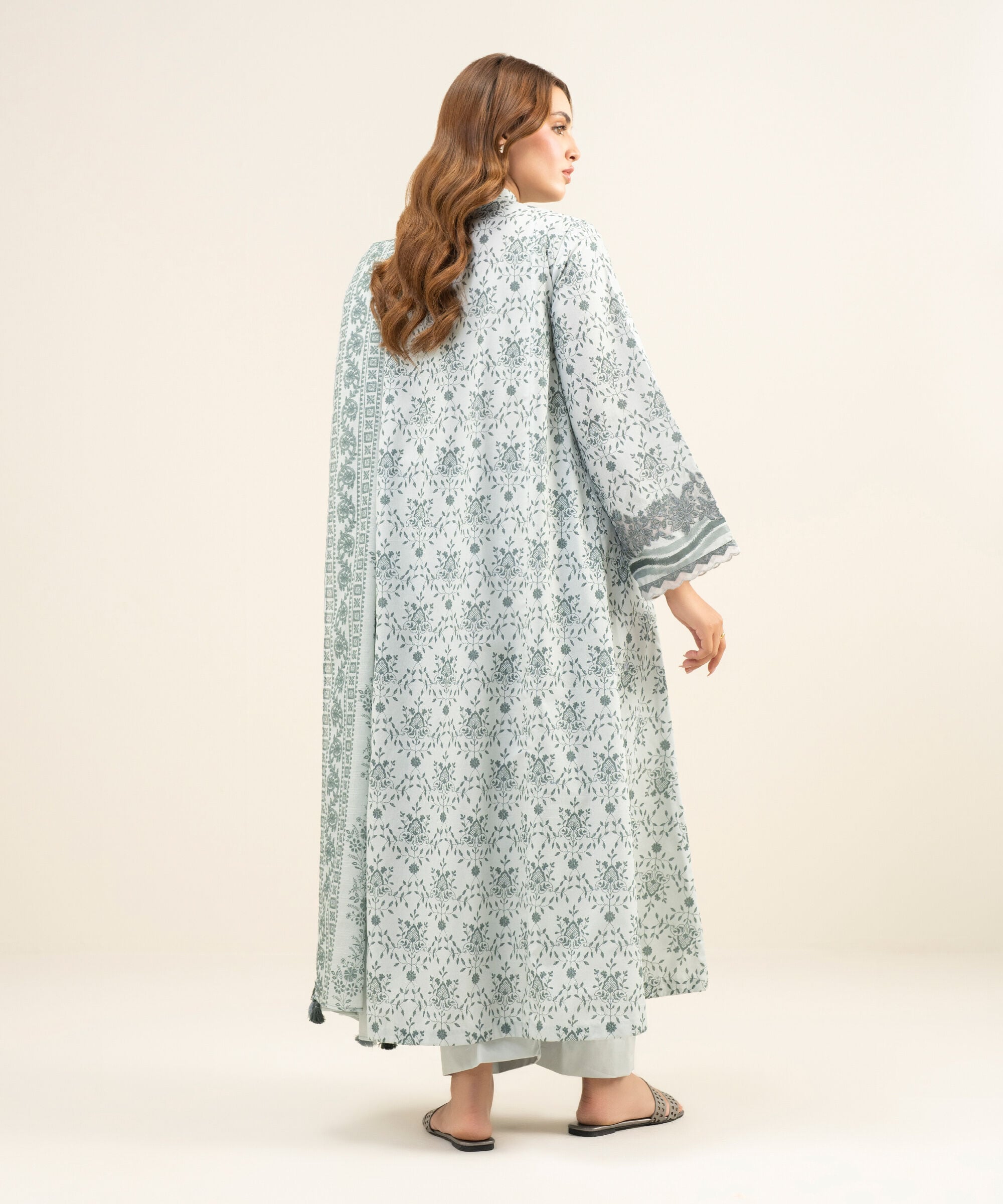 3 Piece - Embroidered Lawn Suit
