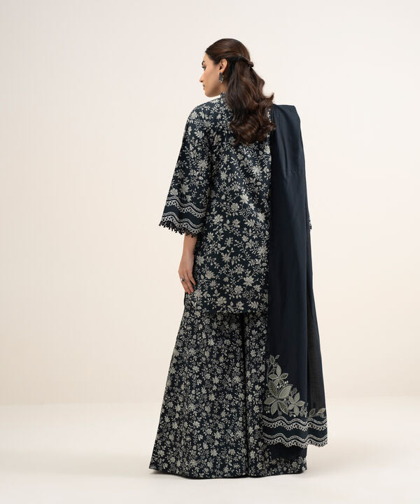 3 Piece - Embroidered Lawn Suit