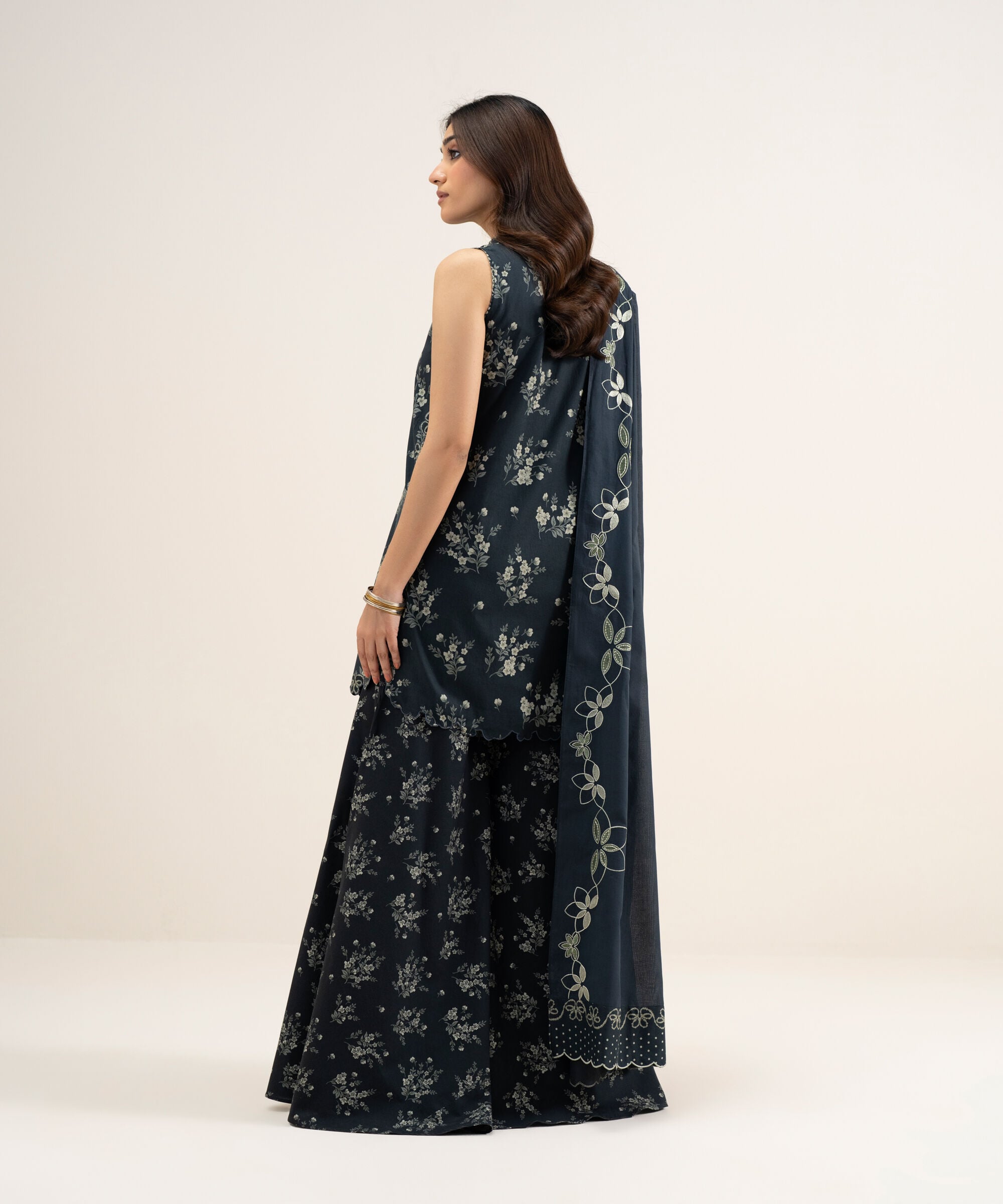 3 Piece - Embroidered Lawn Suit