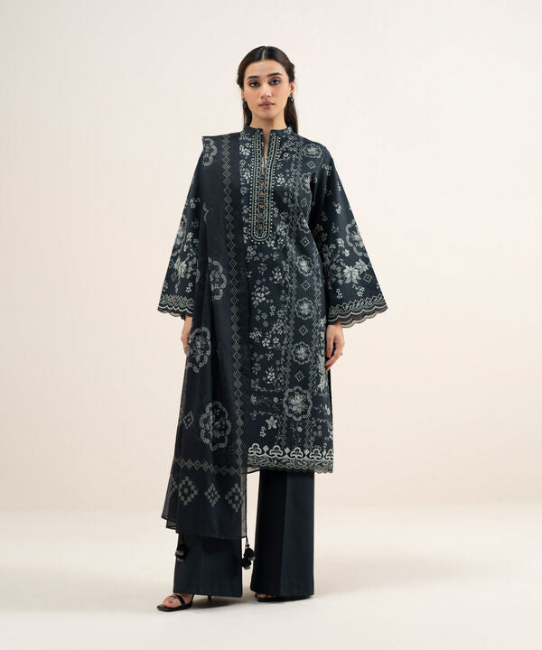 3 Piece - Embroidered Lawn Suit