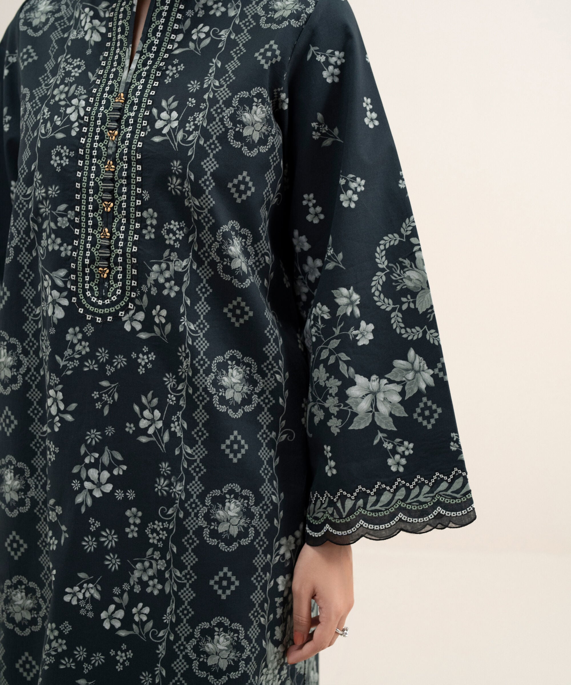 3 Piece - Embroidered Lawn Suit