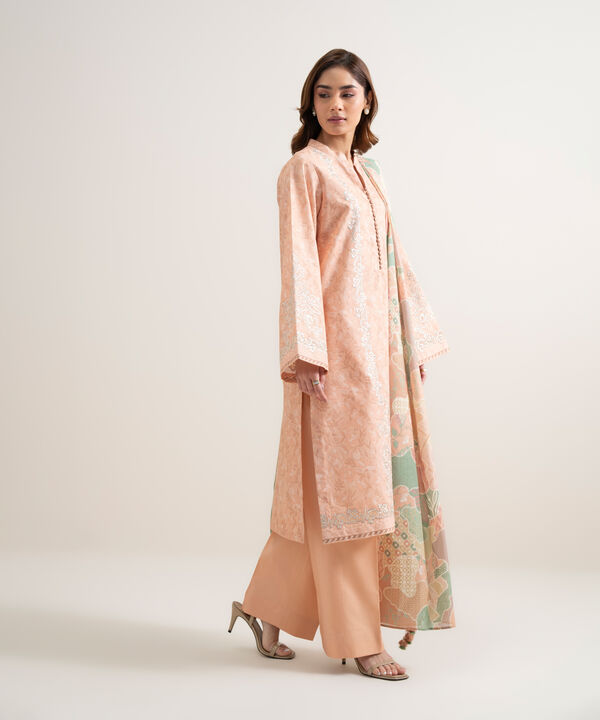 3 Piece - Embroidered Lawn Suit