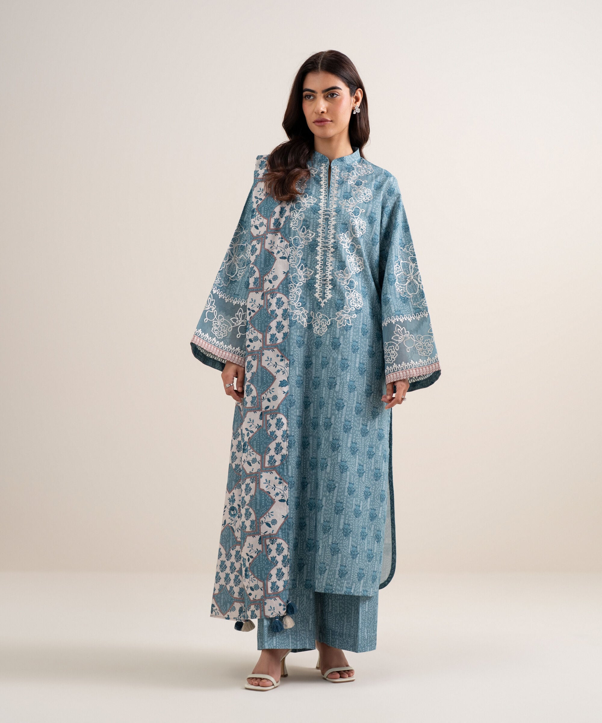 3 Piece - Embroidered Lawn Suit