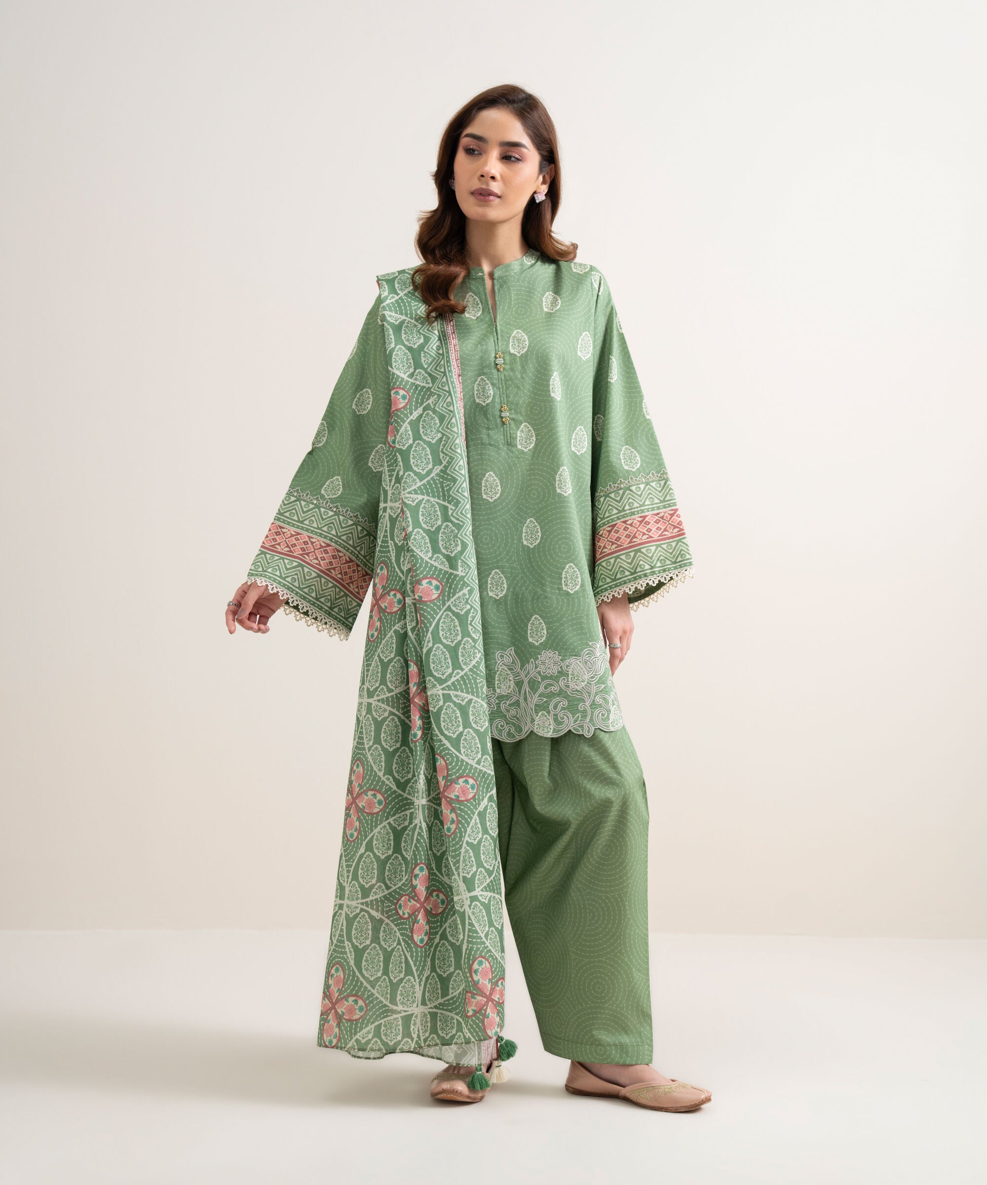 3 Piece - Embroidered Lawn Suit