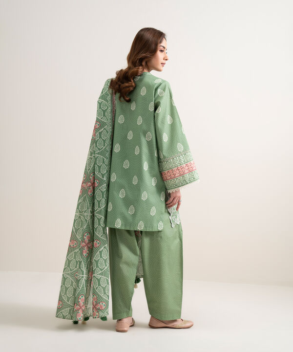 3 Piece - Embroidered Lawn Suit