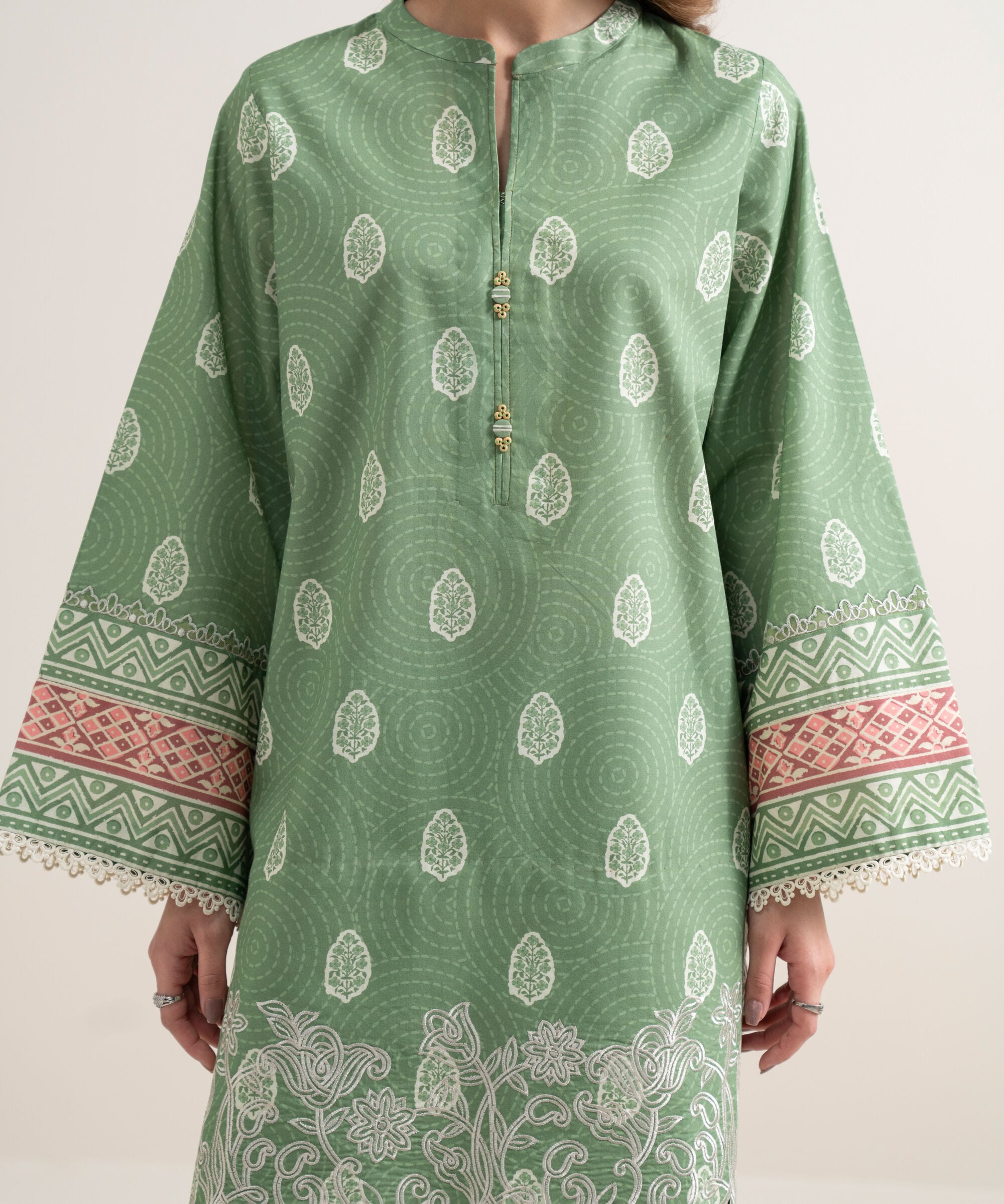 3 Piece - Embroidered Lawn Suit