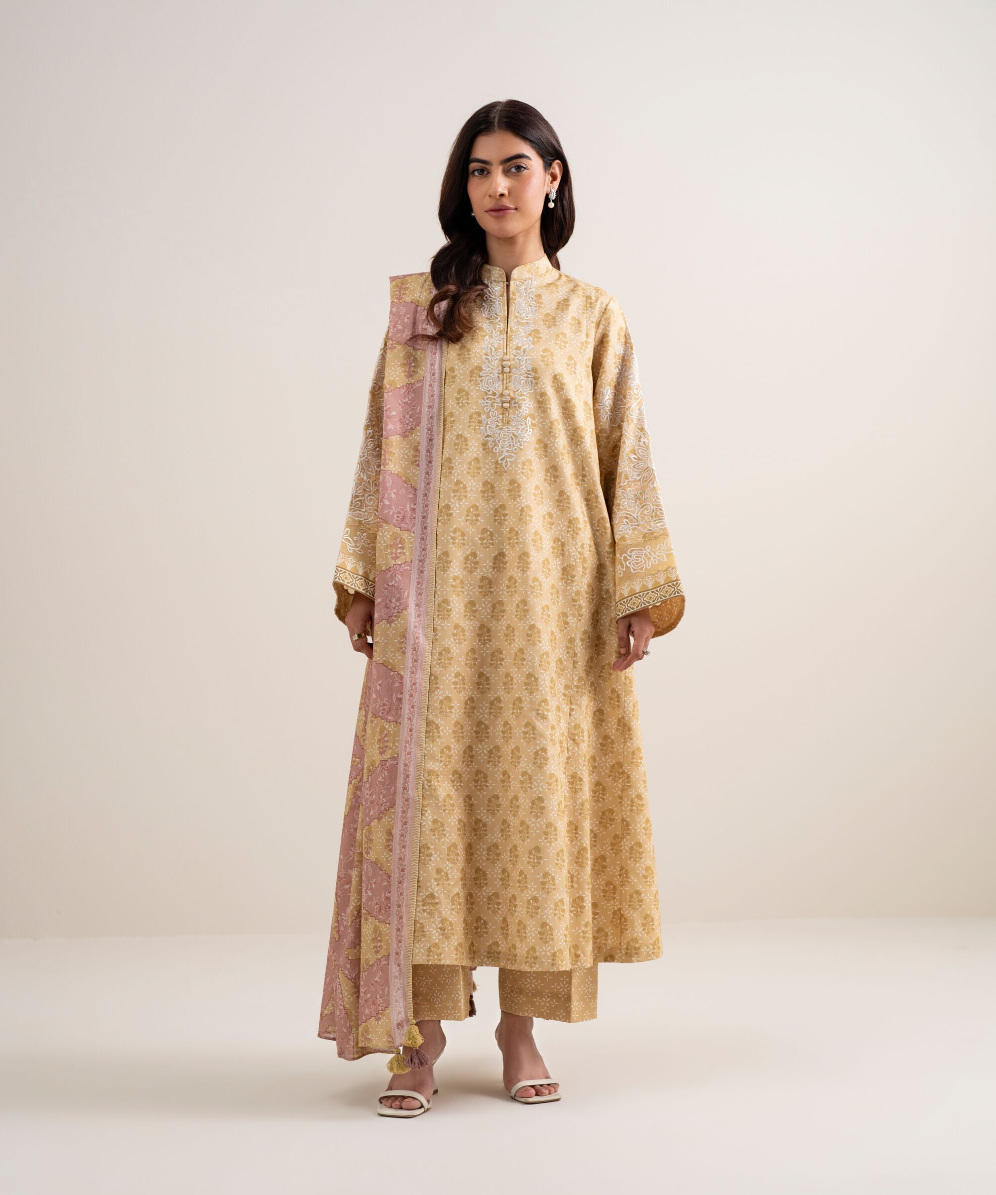 3 Piece - Embroidered Lawn Suit