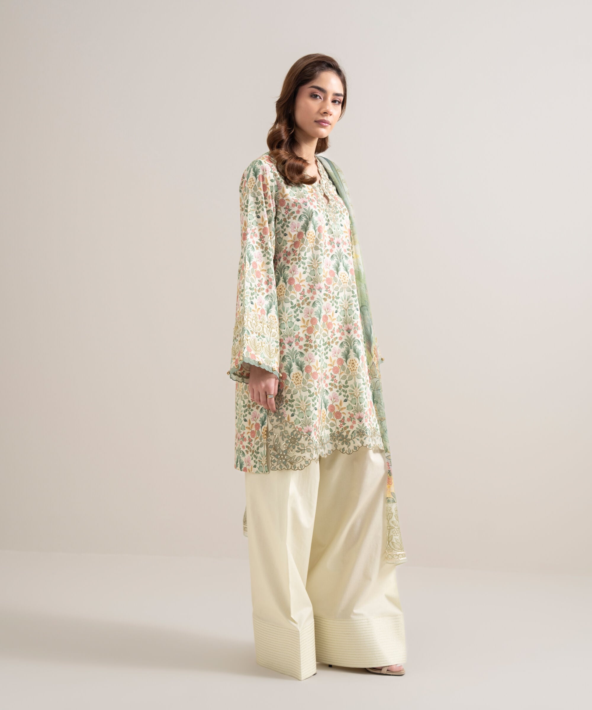 3 Piece - Embroidered Lawn Suit