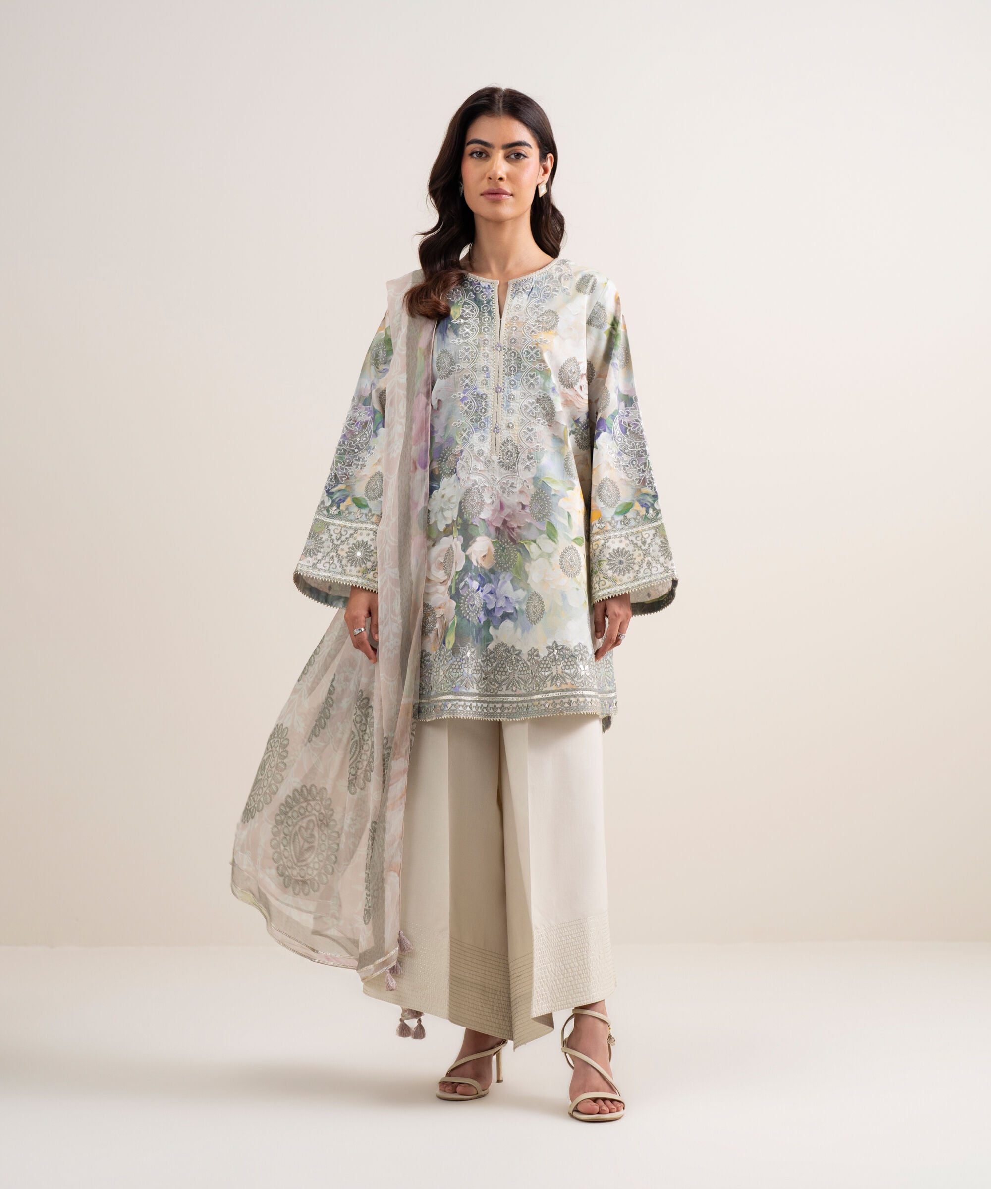 3 Piece - Embroidered Lawn Suit