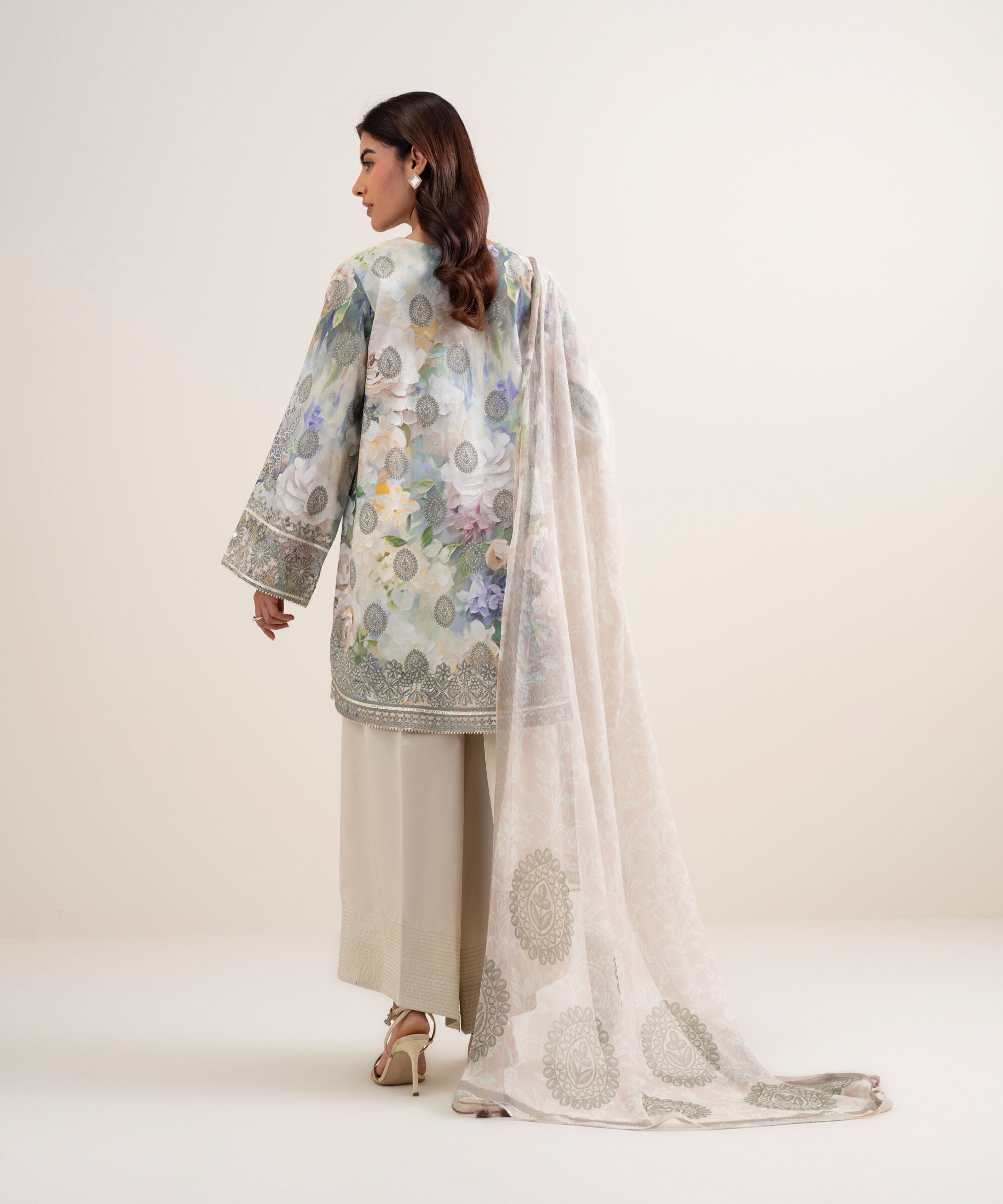 3 Piece - Embroidered Lawn Suit