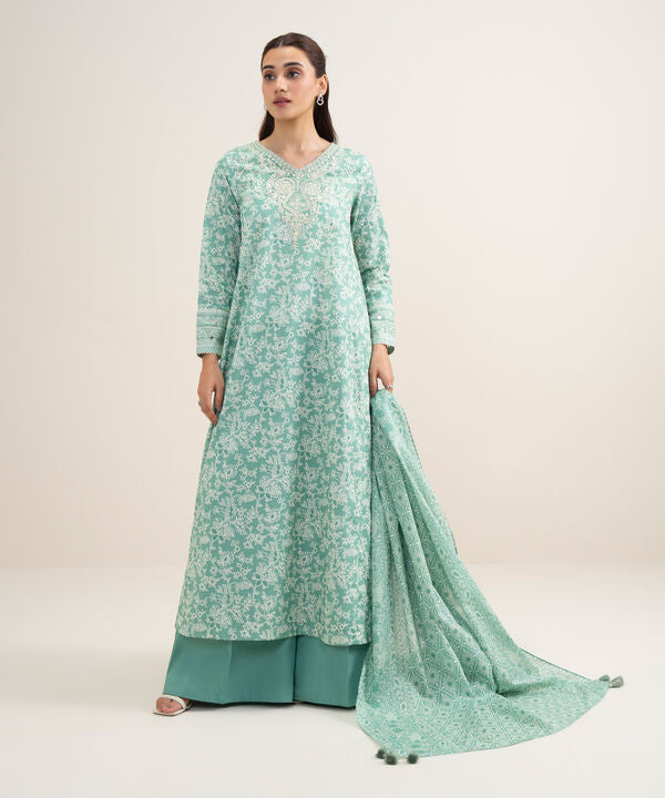 3 Piece - Embroidered Lawn Suit