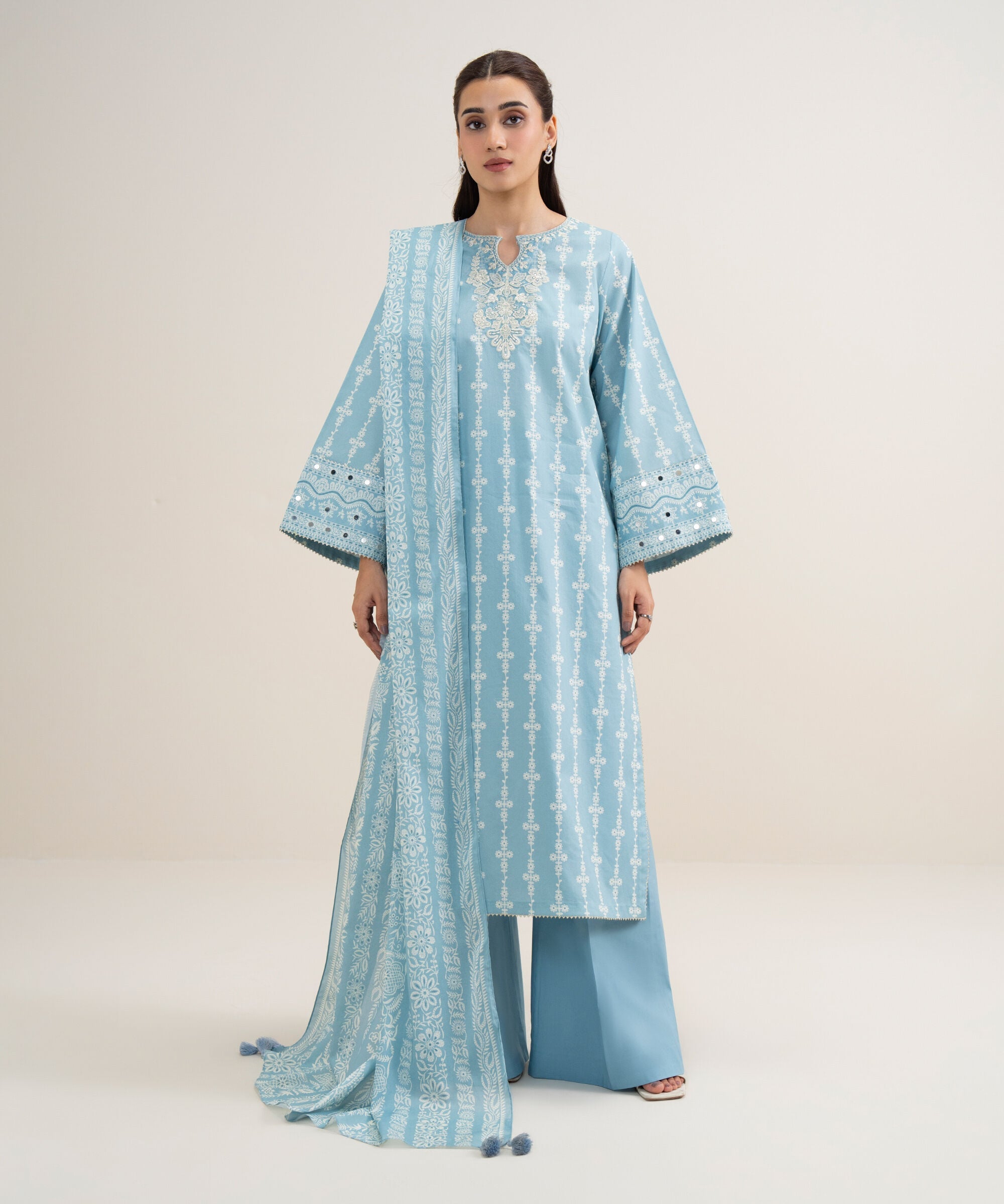 3 Piece - Embroidered Lawn Suit