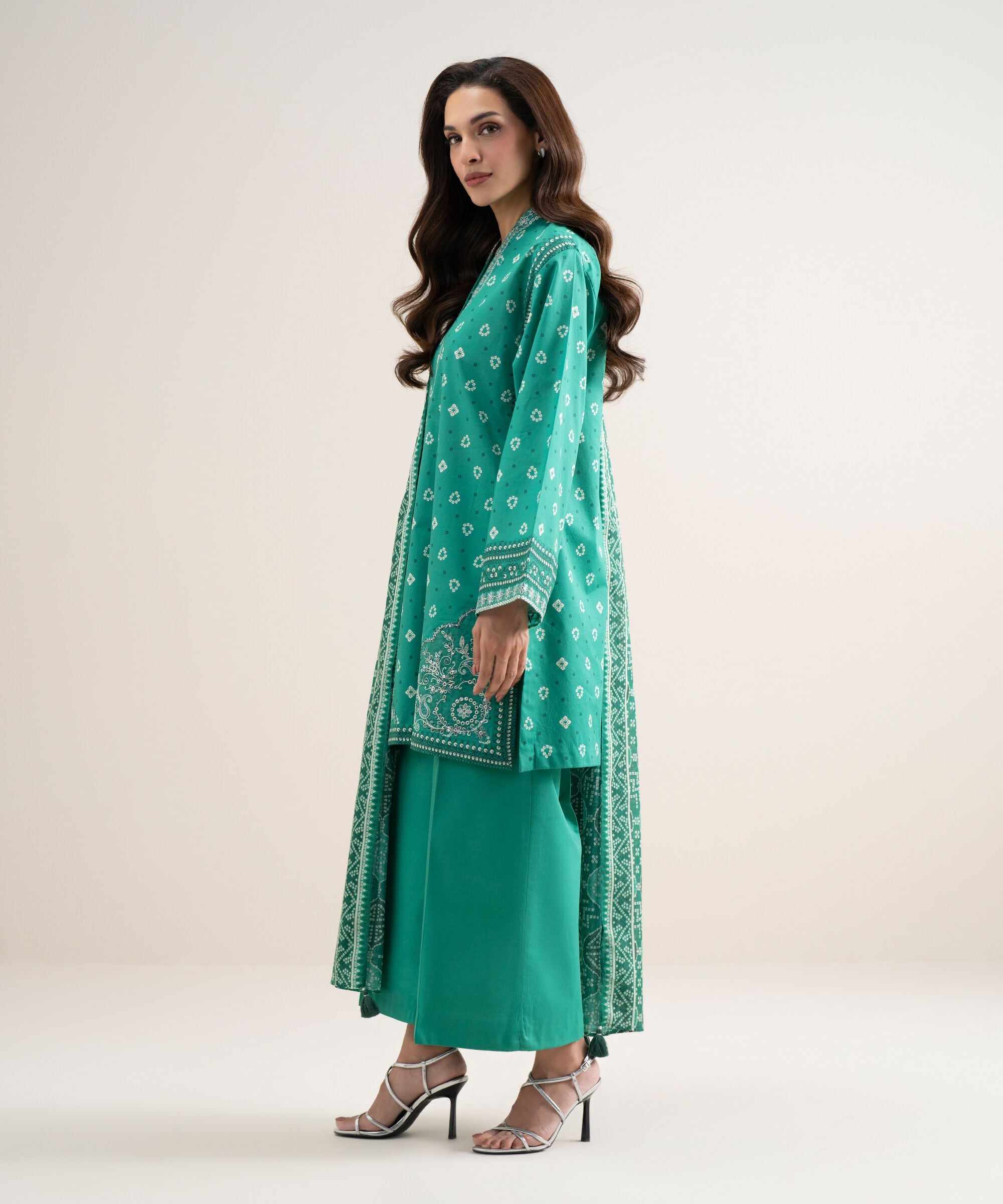 3 Piece - Embroidered Lawn Suit