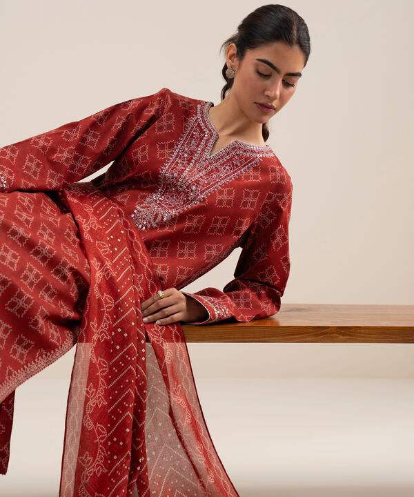 3 Piece - Embroidered Lawn Suit