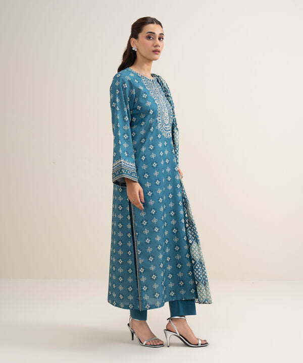 3 Piece - Embroidered Lawn Suit