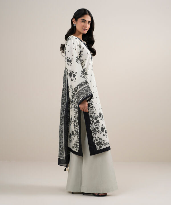 3 Piece - Embroidered Lawn Suit