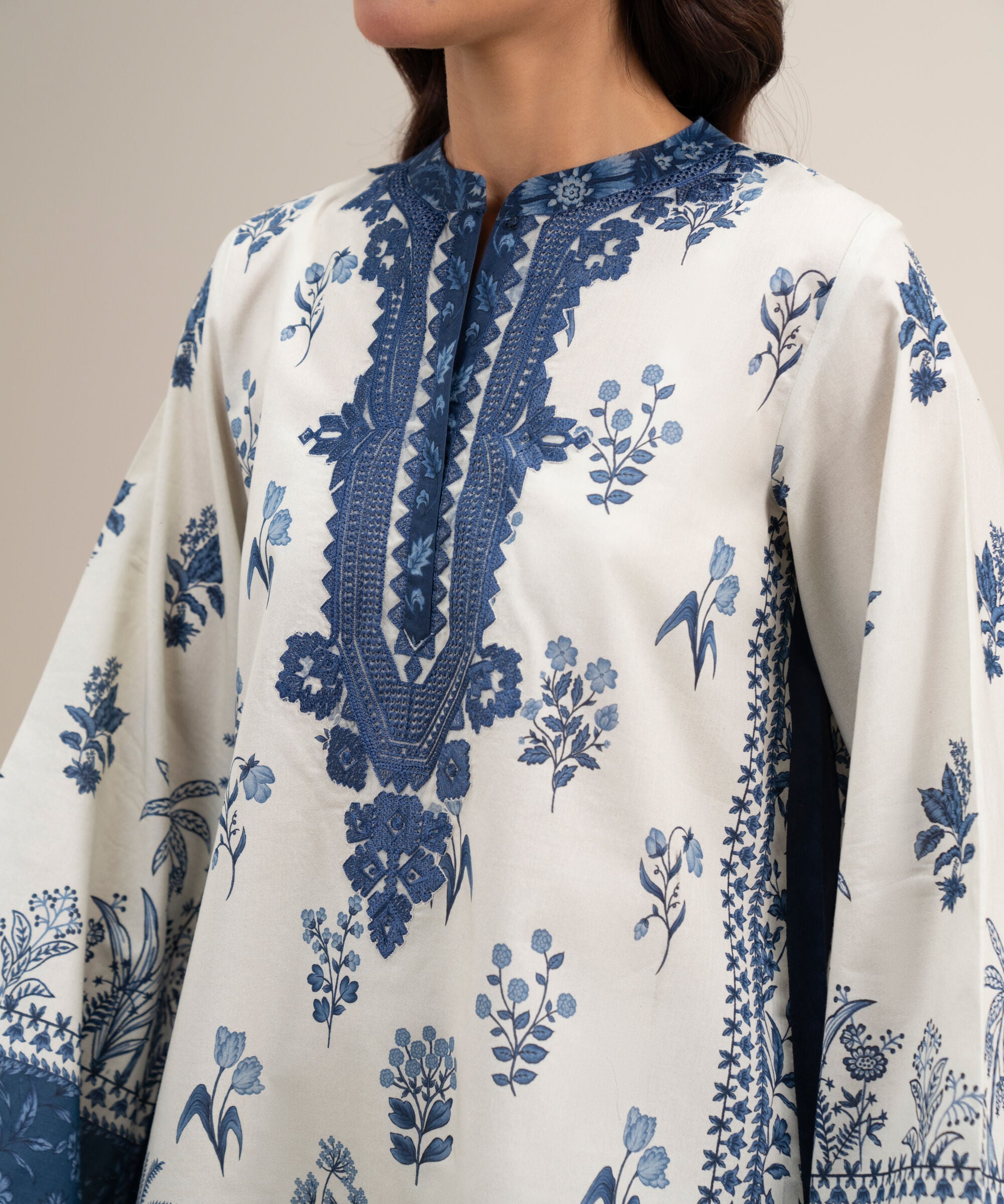 3 Piece - Embroidered Lawn Suit